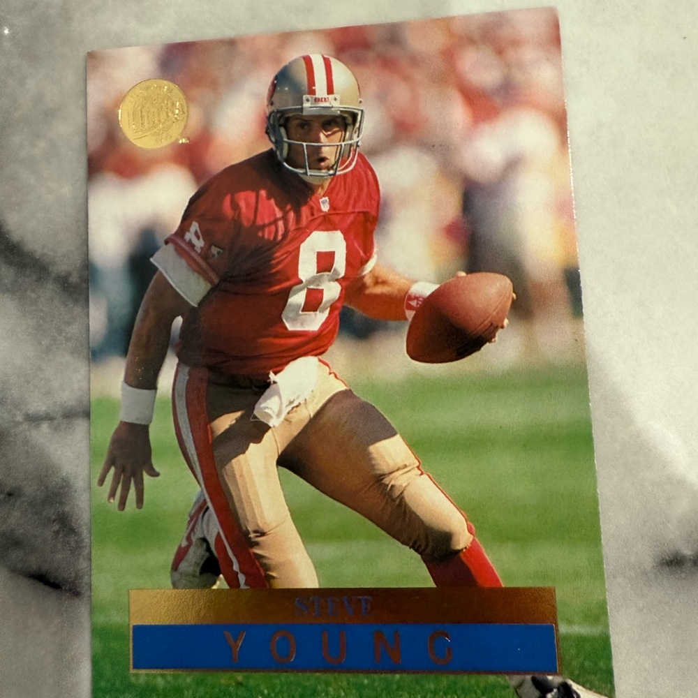 Assorted Sports Trading Cards Collection - Picture 4 of 13